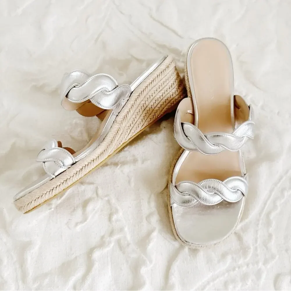 Stuart Weitzman Twist Espadrille
Wedge Sandal Size 8.5 - Picture 9 of 11